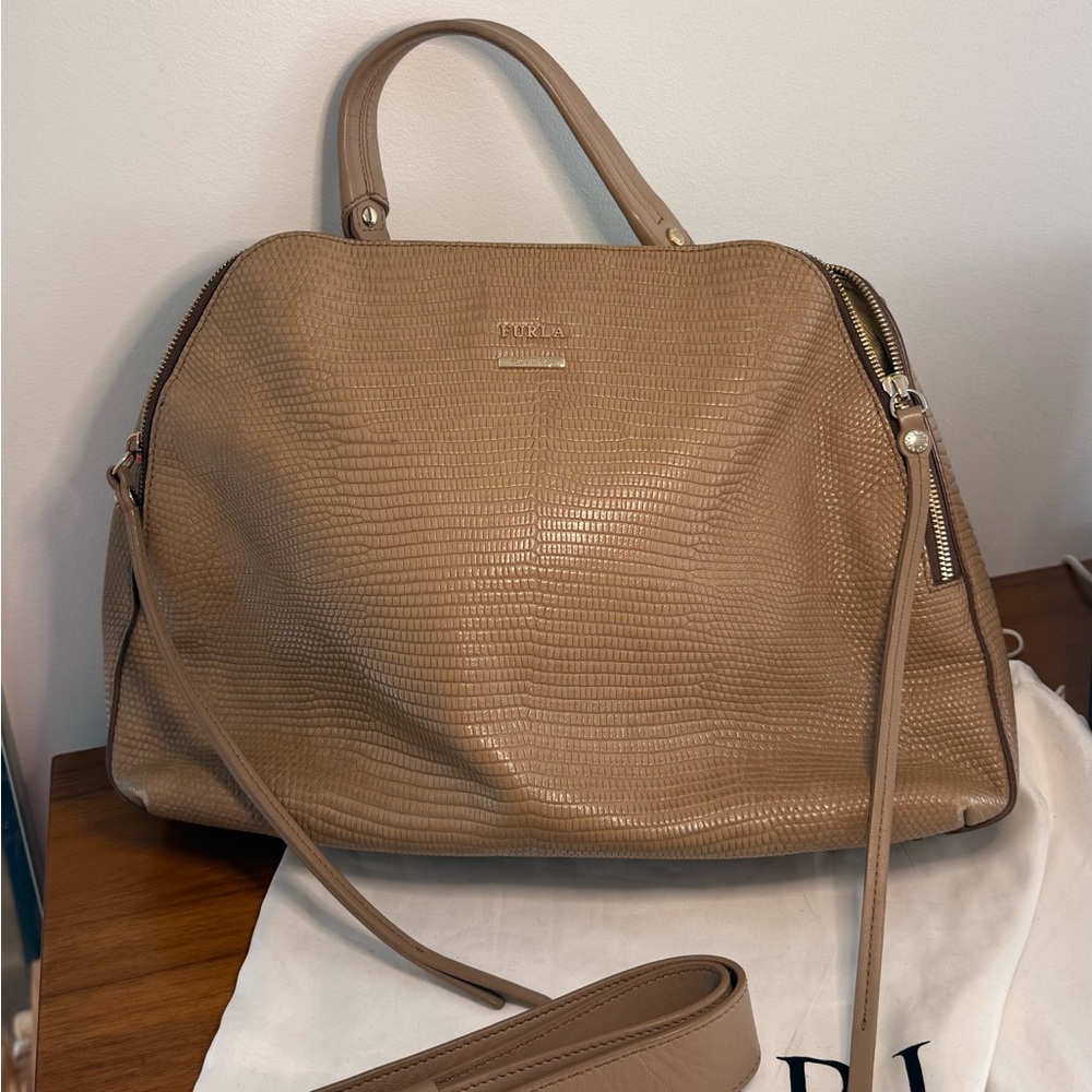 Furla 'Globe' satchel handbag in a beige lizard-embossed leather finish